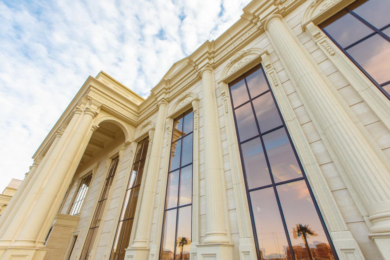 Sultan Palace Hotel أتيراو المظهر الخارجي الصورة The exterior of the library