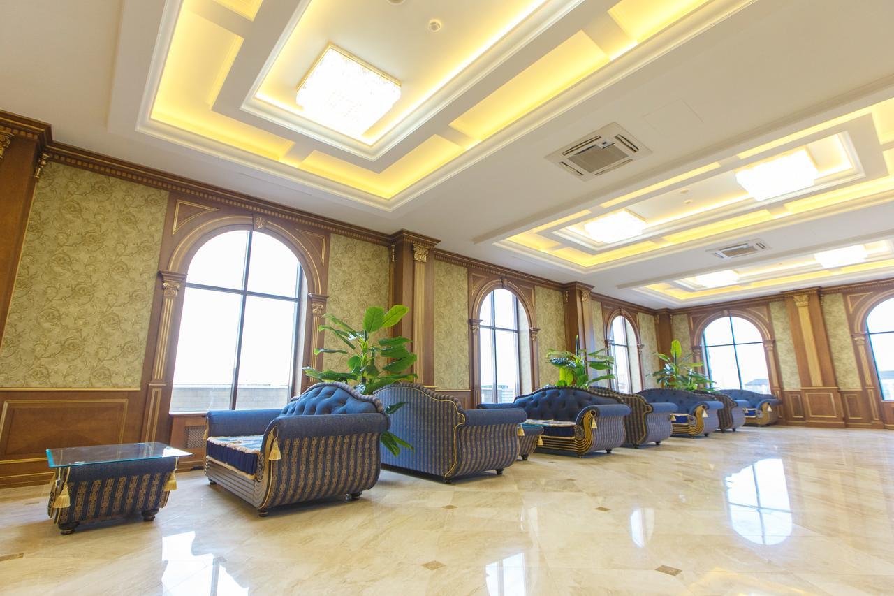 Sultan Palace Hotel أتيراو المظهر الخارجي الصورة The lobby of the hotel